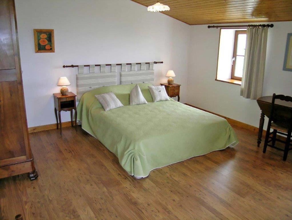 Chambres D'Hotes Domaine Le Fragnaud Saint-Porchaire Екстериор снимка